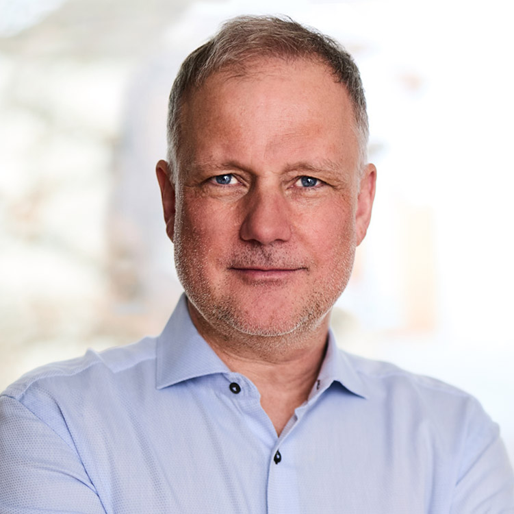 Wettbewerb gewinnen durch Strategie und Analyse mit Markus Hensel – Erfolgsfaktoren für Unternehmen.